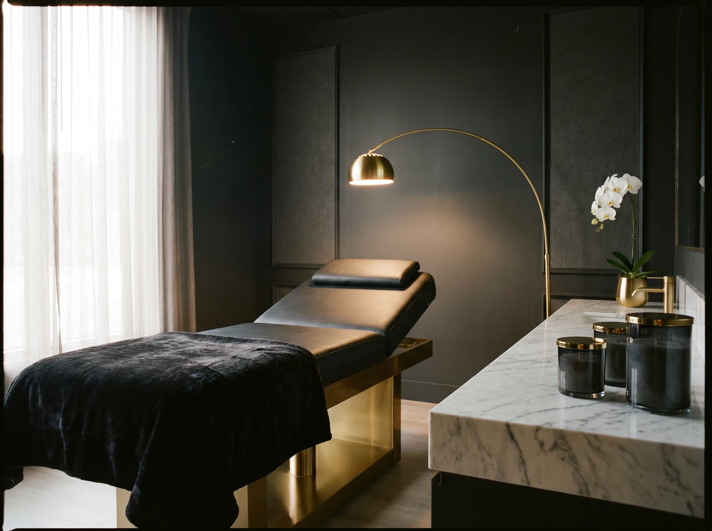 A treatment suite at Bella G